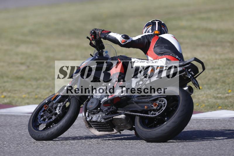 /07 09.04.2026 Cornu Master School ADR/Gruppe blau/30